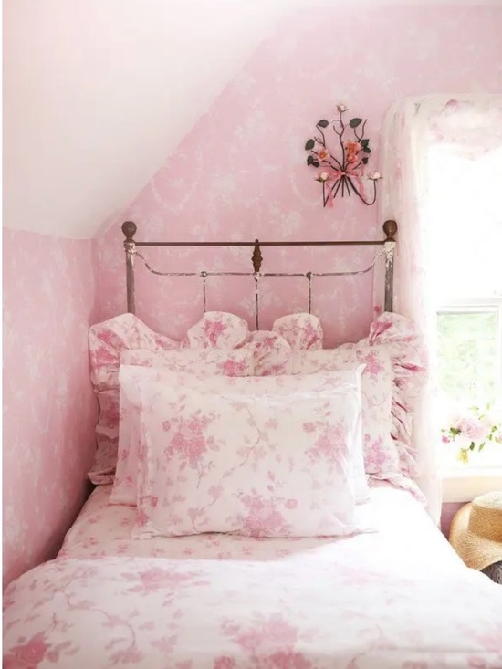 LoveShackFancy Other - LoveShackFancy Pink Floral Cotton Duvet and Sham - TWINXL / TWIN